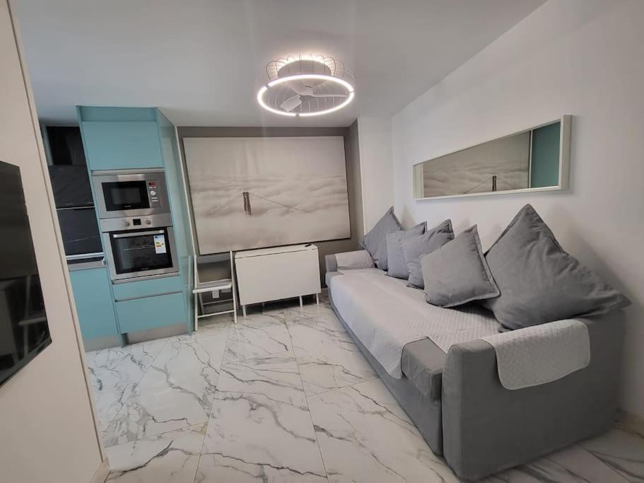 Las Canteras New 2 Bedrooms Flat At The Beach Parking Optional Las Palmas de Gran Canaria Exterior foto
