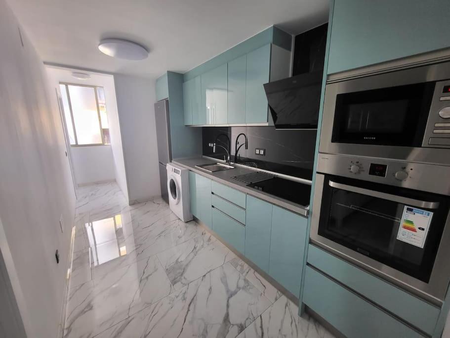 Las Canteras New 2 Bedrooms Flat At The Beach Parking Optional Las Palmas de Gran Canaria Exterior foto