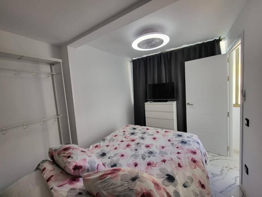 Las Canteras New 2 Bedrooms Flat At The Beach Parking Optional Las Palmas de Gran Canaria Exterior foto