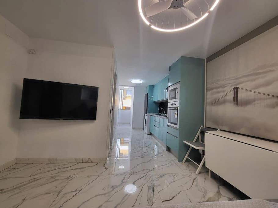 Las Canteras New 2 Bedrooms Flat At The Beach Parking Optional Las Palmas de Gran Canaria Exterior foto