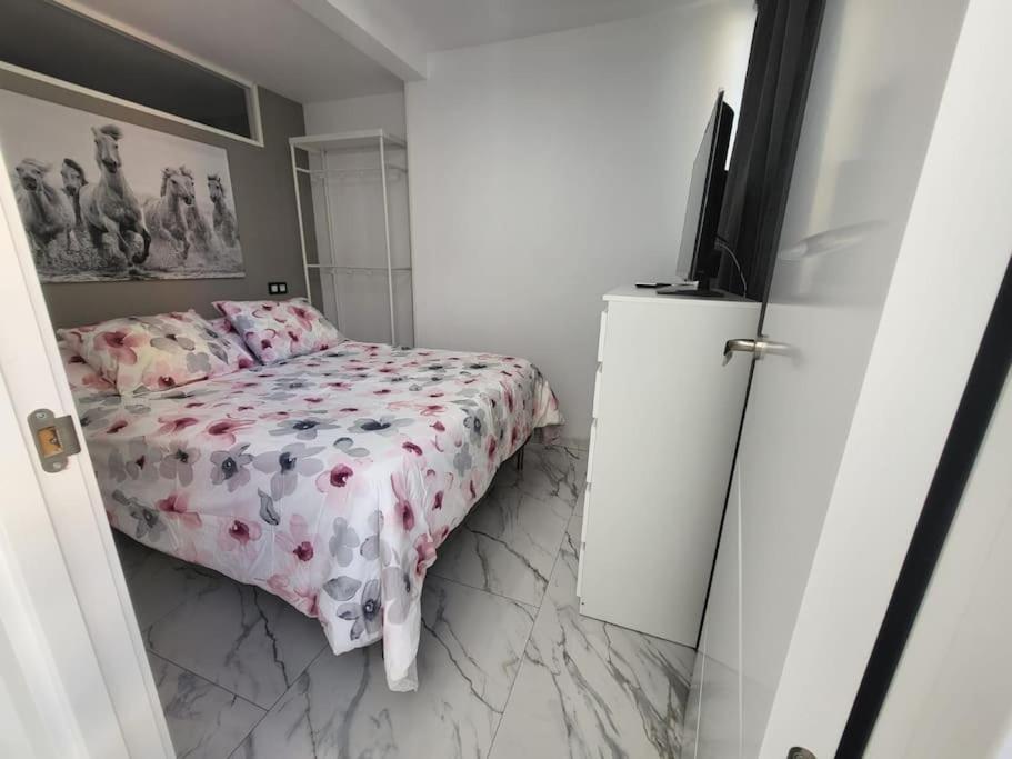 Las Canteras New 2 Bedrooms Flat At The Beach Parking Optional Las Palmas de Gran Canaria Exterior foto